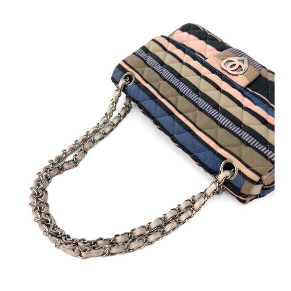 CHANEL Multicolor Heart Shoulder Bag A-A26899 - Picture 6 of 11